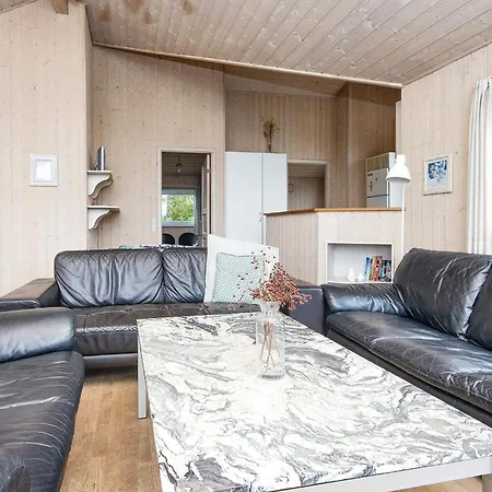 Holiday home 6 Person In Harbo Re Harboor