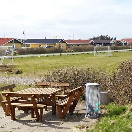 6 Person In Harboore-by Traum *